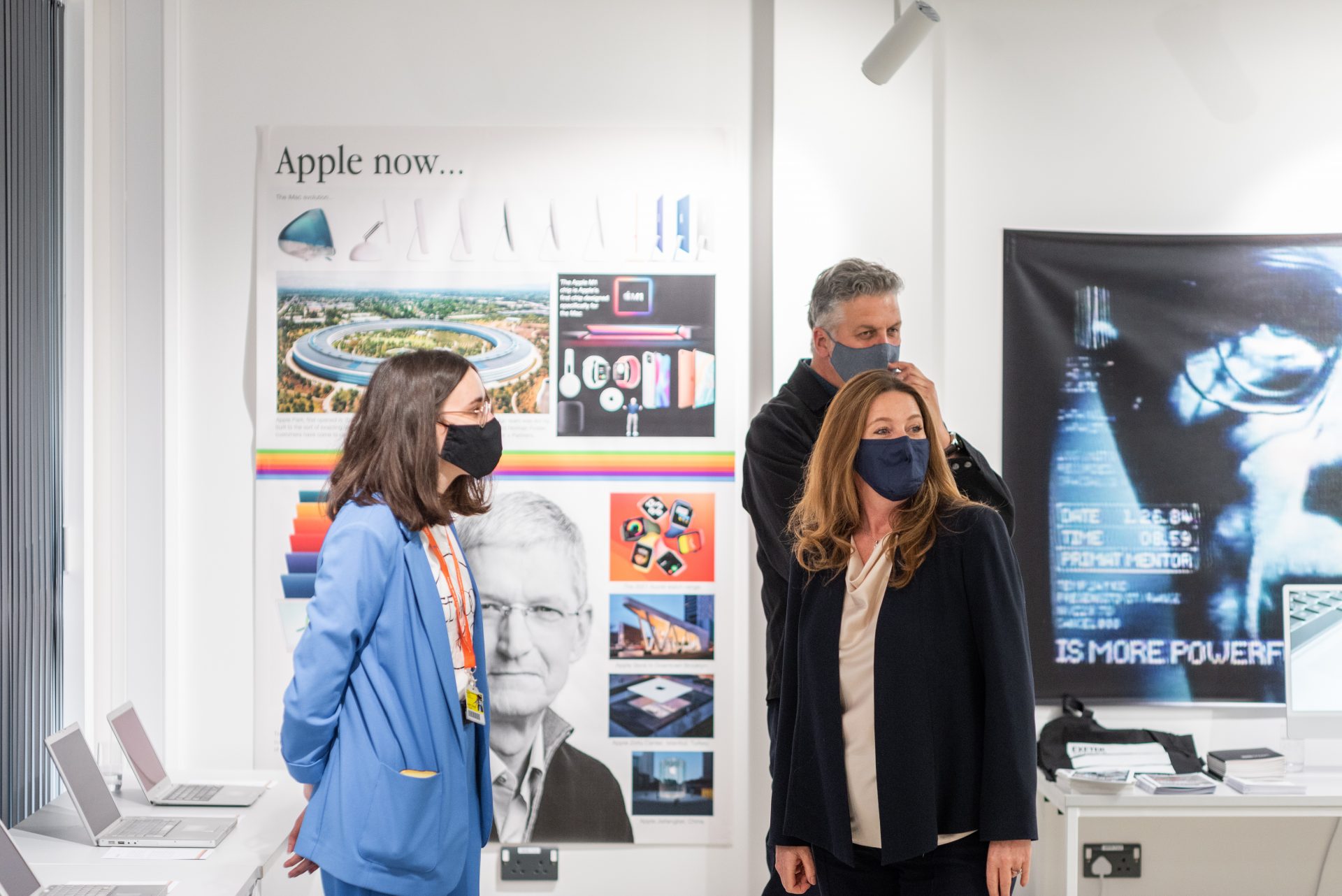 Exeter College student gives the Minister for Apprenticeships & Skills, Gillian Keegan, a tour of the Mac Museum at the official opening of the Exeter College Institute of Technology Digital and Data Centre.