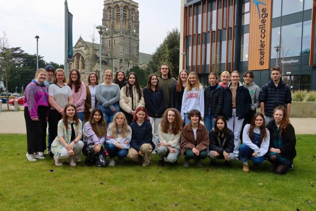A group photo of the class of 2022